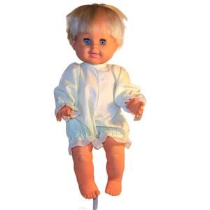 17" 1989 Ideal's "Betsy Wetsy" Cutie Patootie Baby Doll